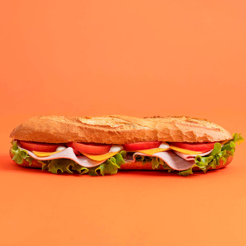 Sandwich froid jambon tomates salade cheddar mayonnaise